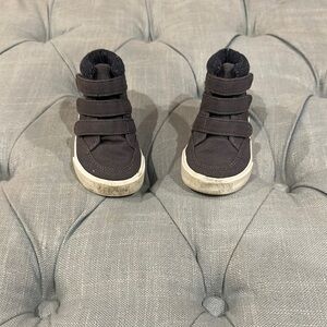 Old Navy Black High-Top Sneakers with Velcro Straps